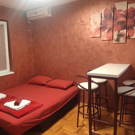 Modern Cozy Apartment Ni エクステリア 写真